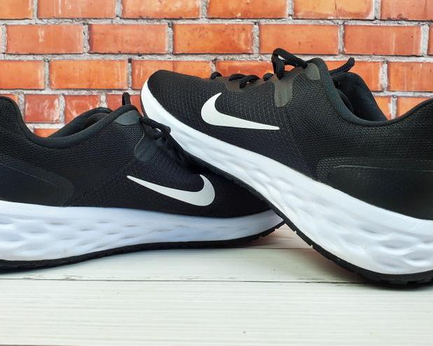 Обзор беговых кроссовок Nike Revolution 6 Next Nature