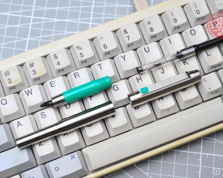 В продажу поступили ручки Majohn В25: роллеры и перьевые